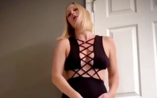 Blonde whore fucking her pussy with a dildo