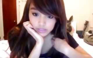 Gorgeous brunette teen shows her panties upskirting in amateur xxx